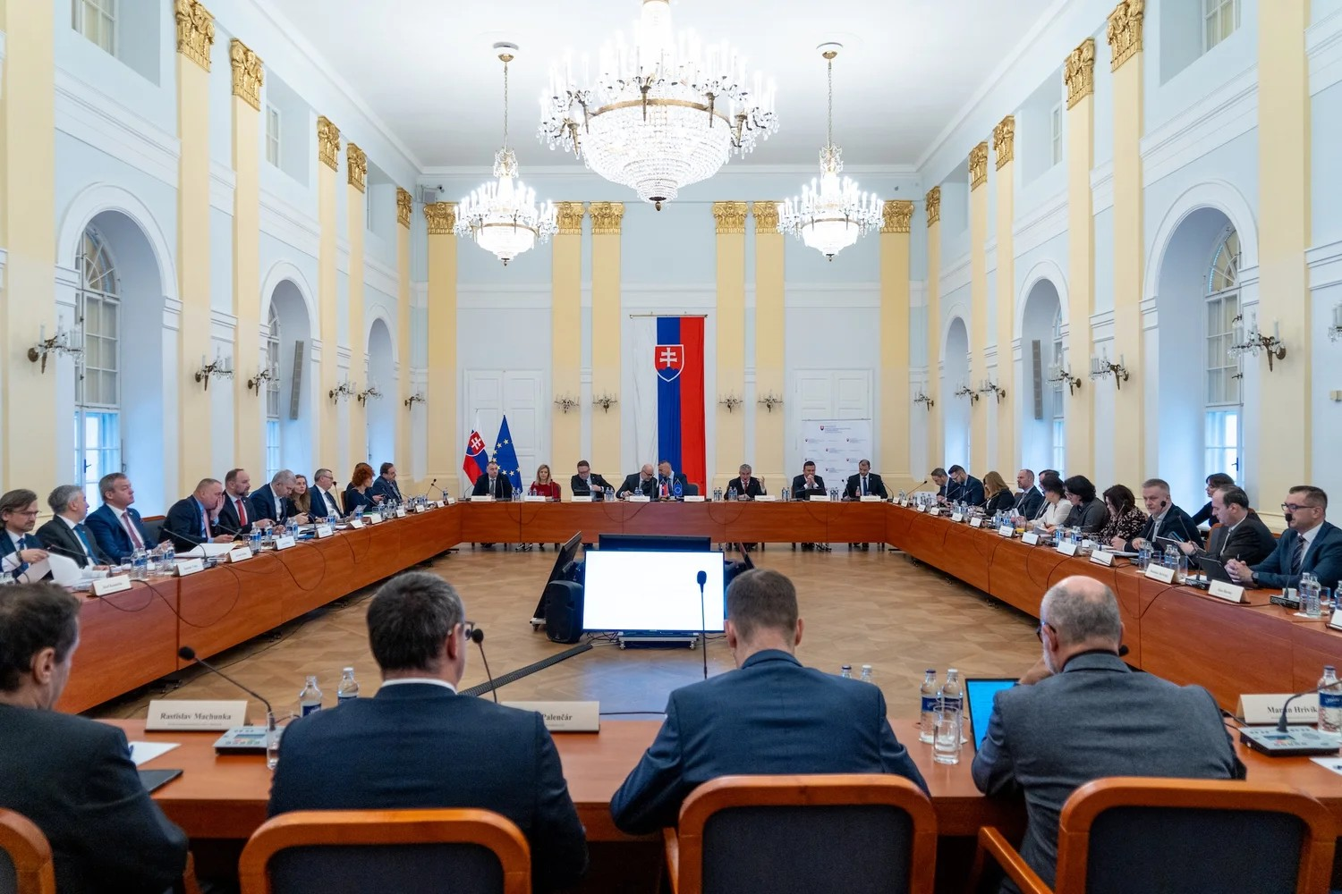 APS: Podpredseda úradu Ivan Zizič informoval Radu vlády SR o príprave APS