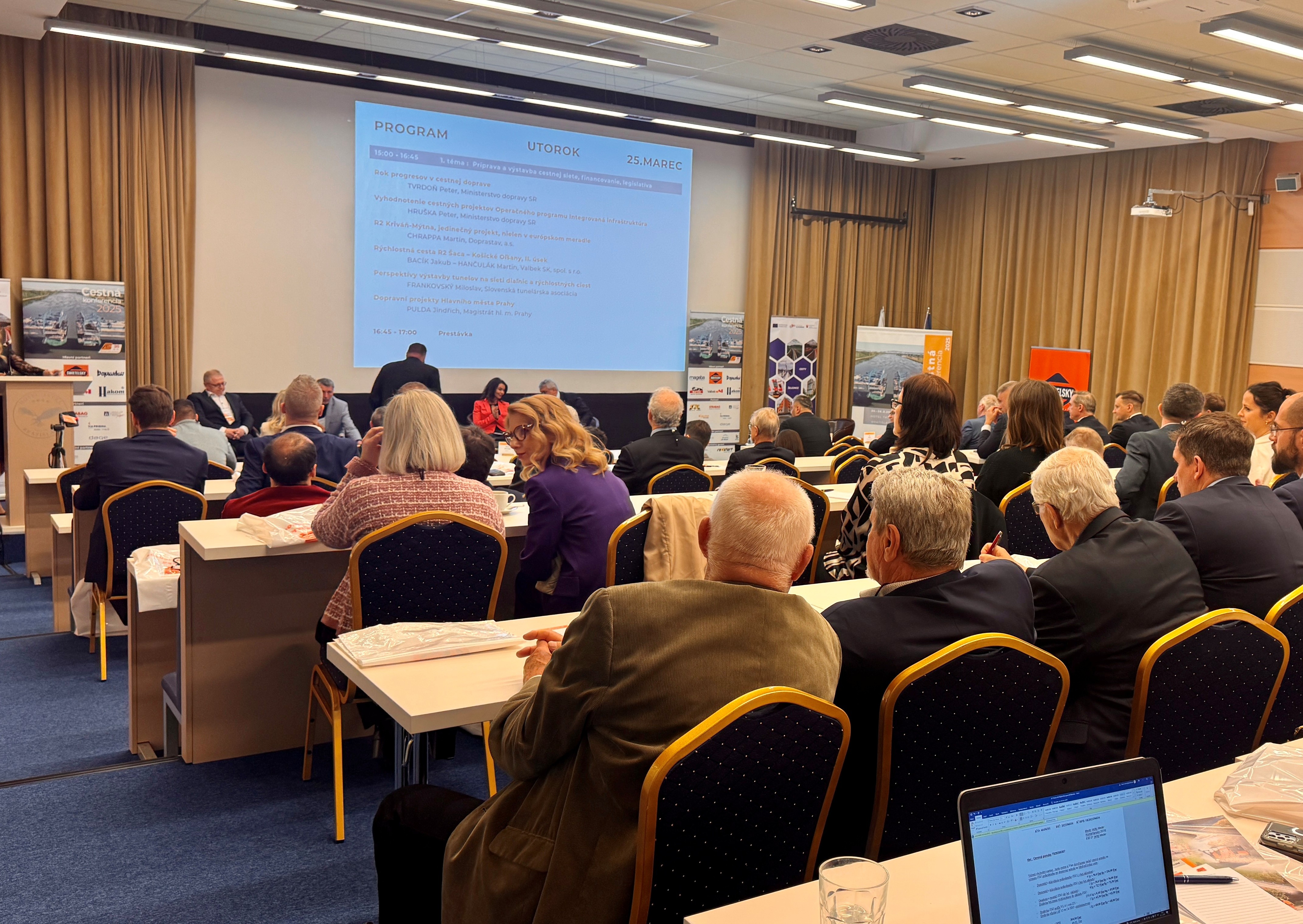 Zúčastnili sme sa Cestnej konferencie 2025